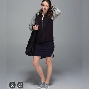 Lululemon City Skirt in Naval Blue size 8